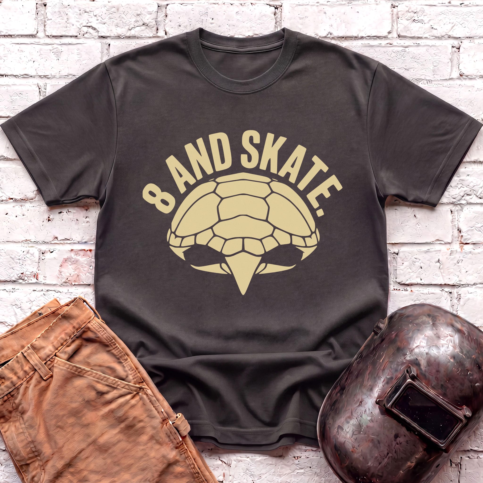8 AND SKATE Turtle T-shirt