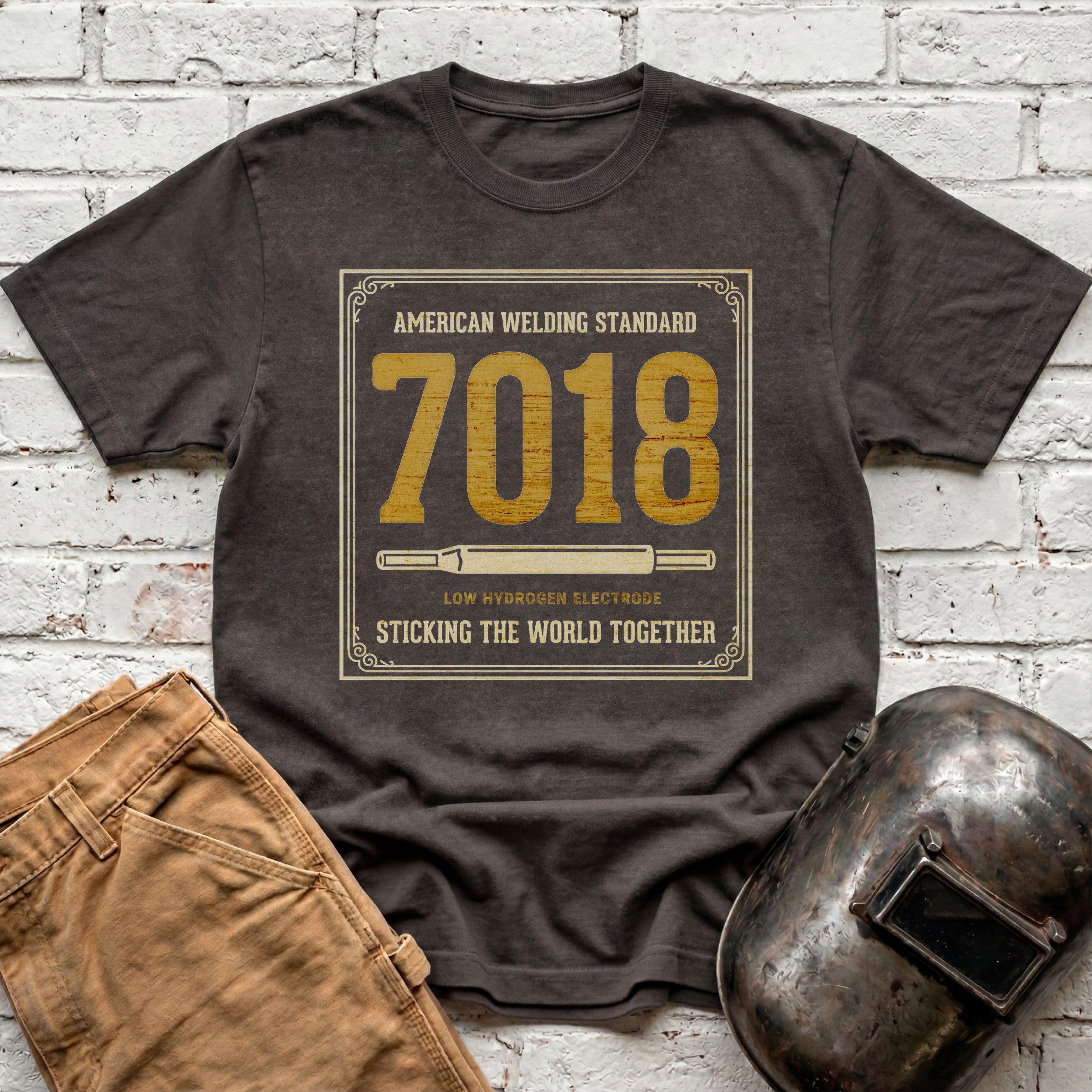 Sticking world with 7018 T-shirt